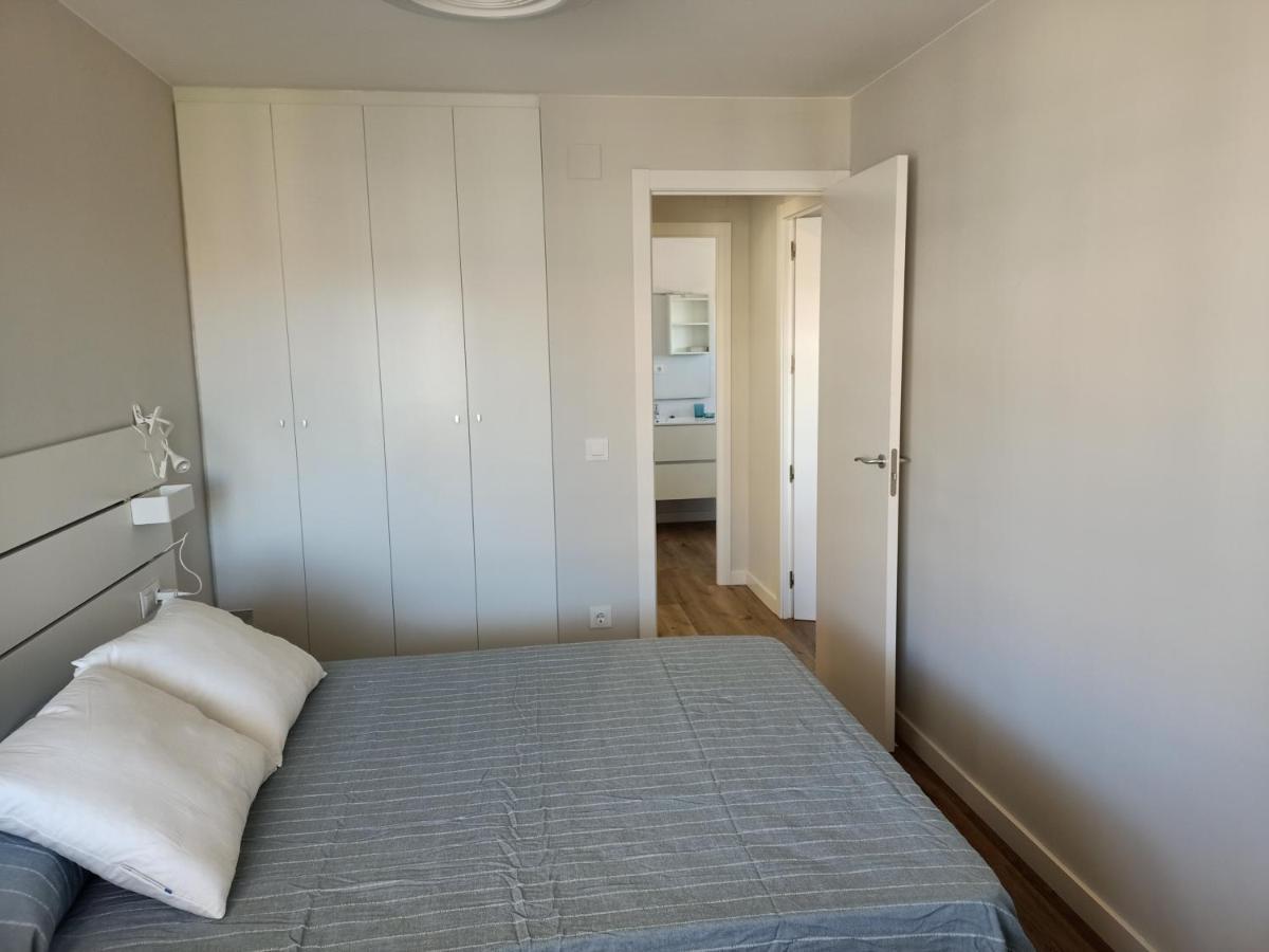 Seafront Apartment Pineda Beach ลาปีเนดา ภายนอก รูปภาพ