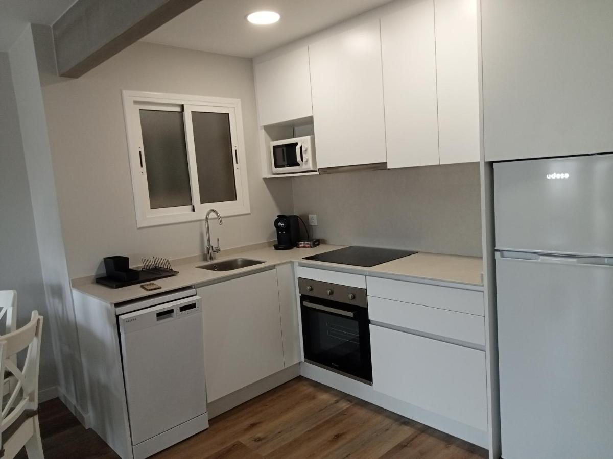 Seafront Apartment Pineda Beach ลาปีเนดา ภายนอก รูปภาพ