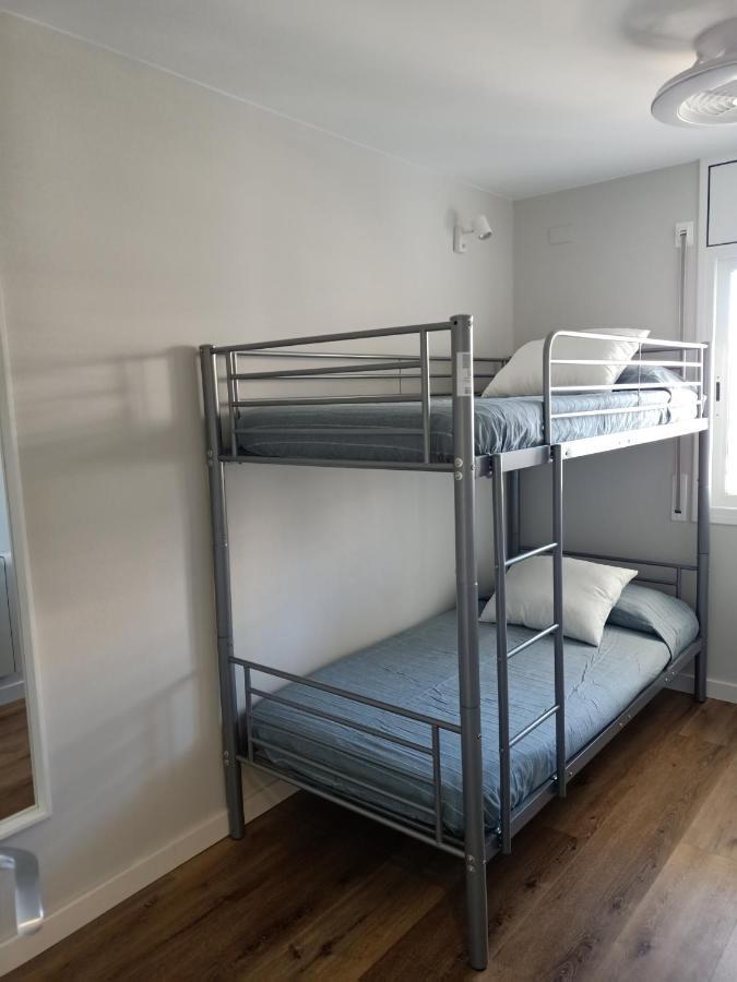 Seafront Apartment Pineda Beach ลาปีเนดา ภายนอก รูปภาพ